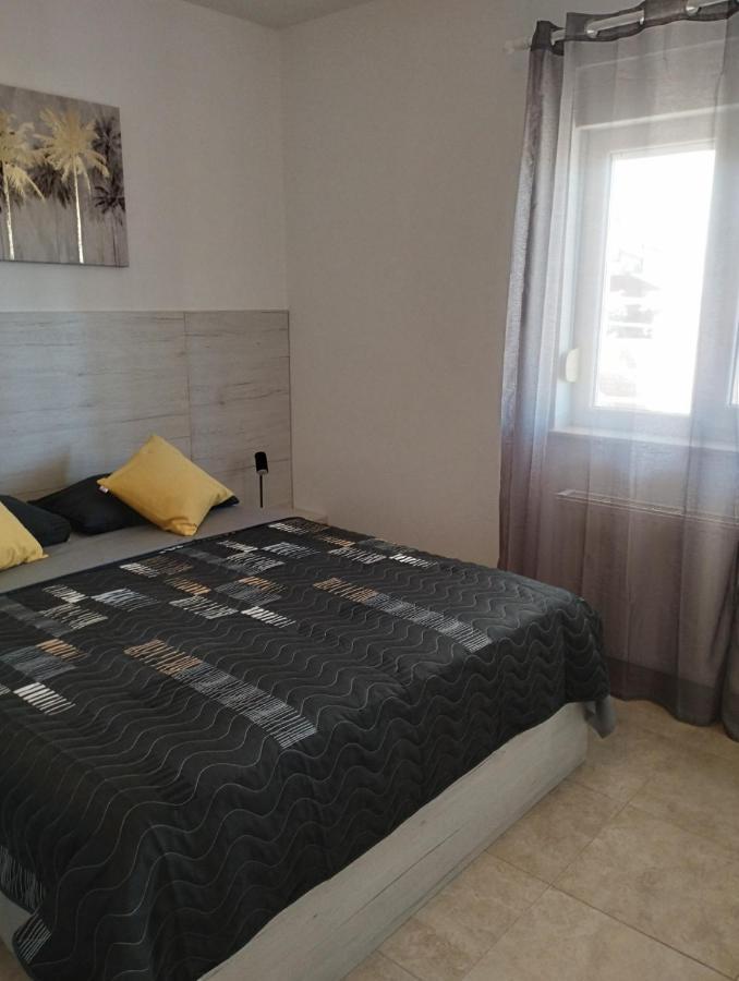 Apartmani Lucica Йезера Екстериор снимка