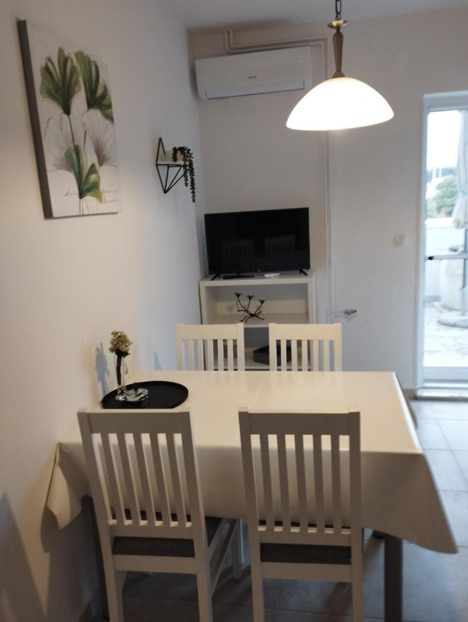 Apartmani Lucica Йезера Екстериор снимка