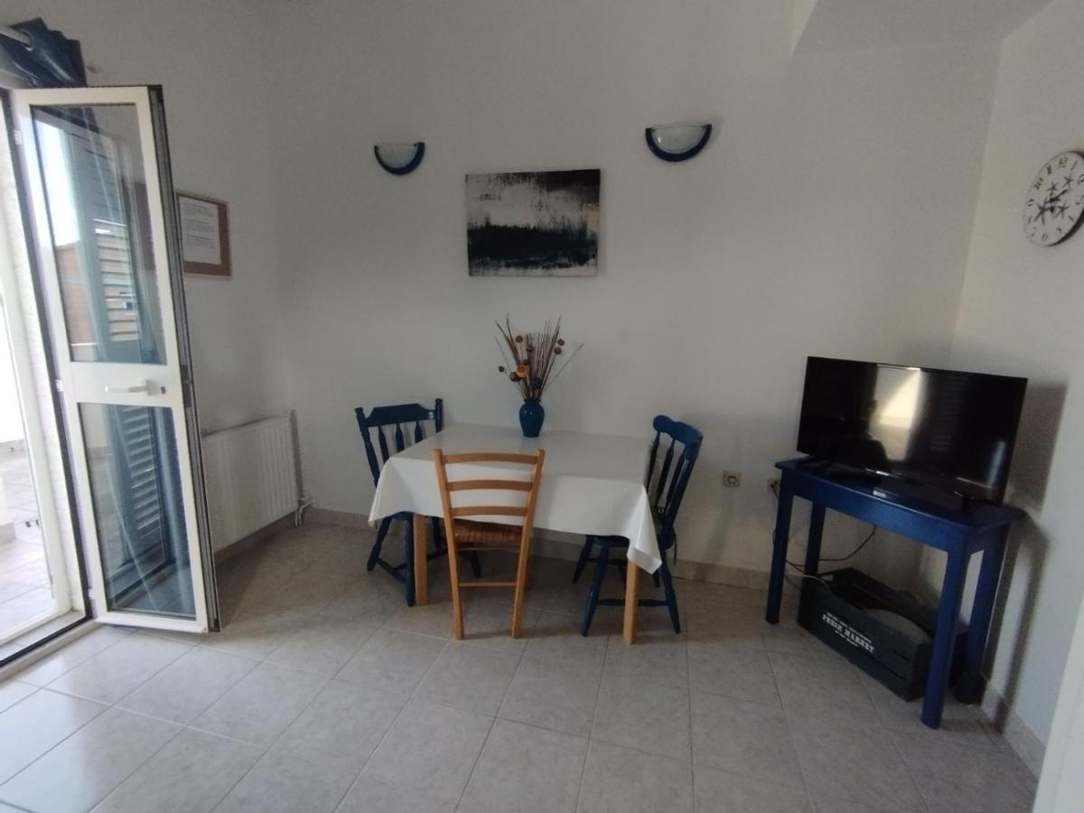 Apartmani Lucica Йезера Екстериор снимка